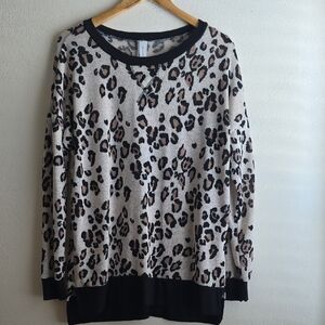 Leopard Print Sweater with Black Trim